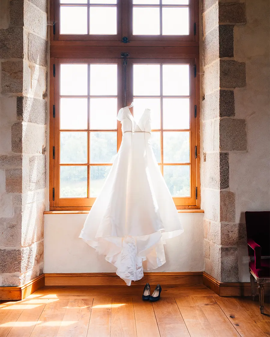Couple de jeunes mariés lors d'un mariage à Rennes